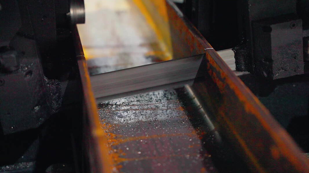 ドリルバンドソーのイメージ