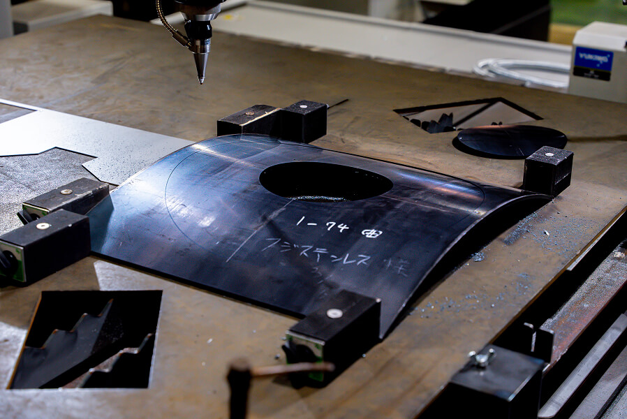 3次元レーザー切断のイメージ